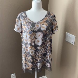 Lauren Conrad LC blouse XXL gray floral blouse